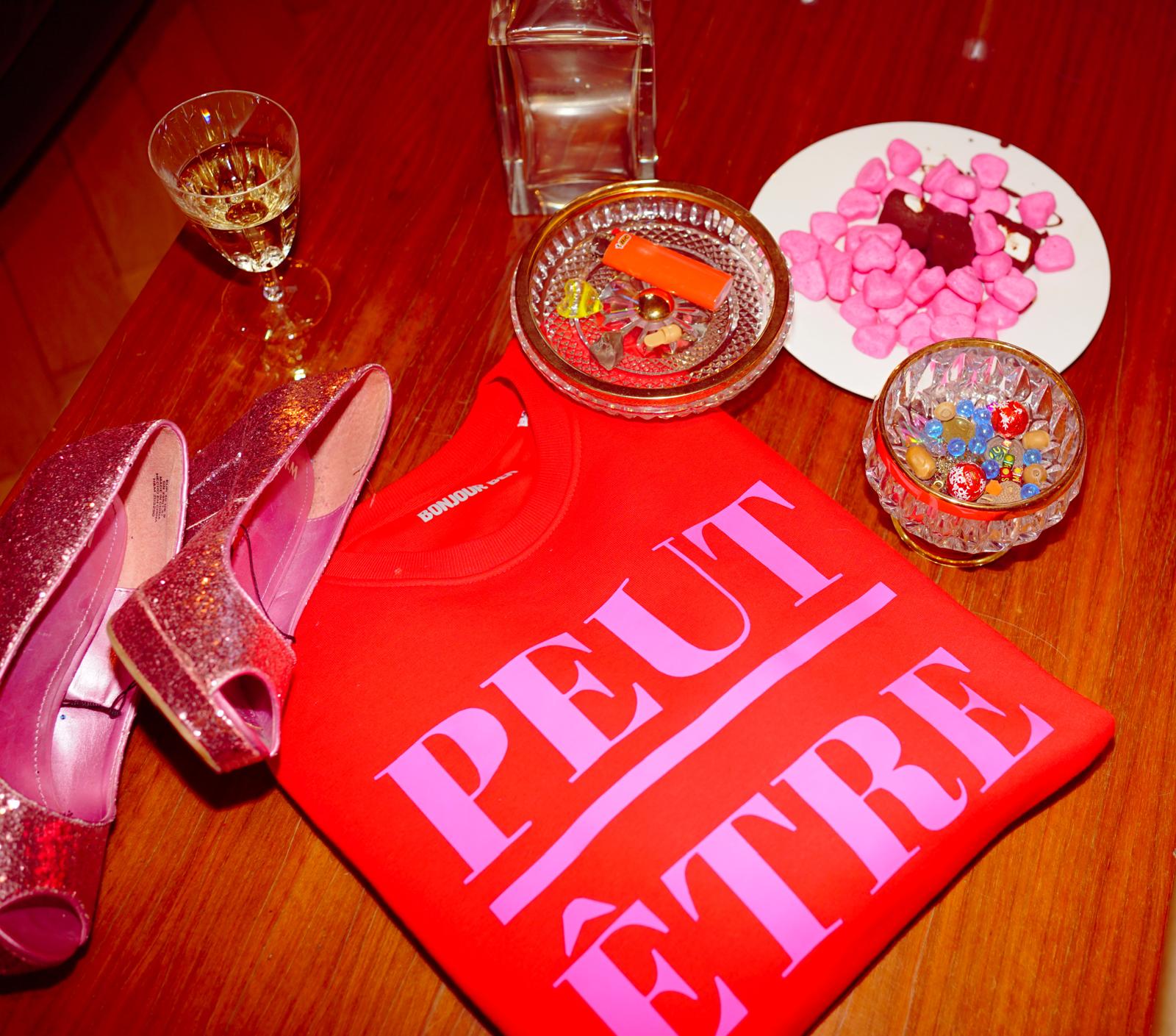 Peut-être Sweatshirt – rot / neonpink