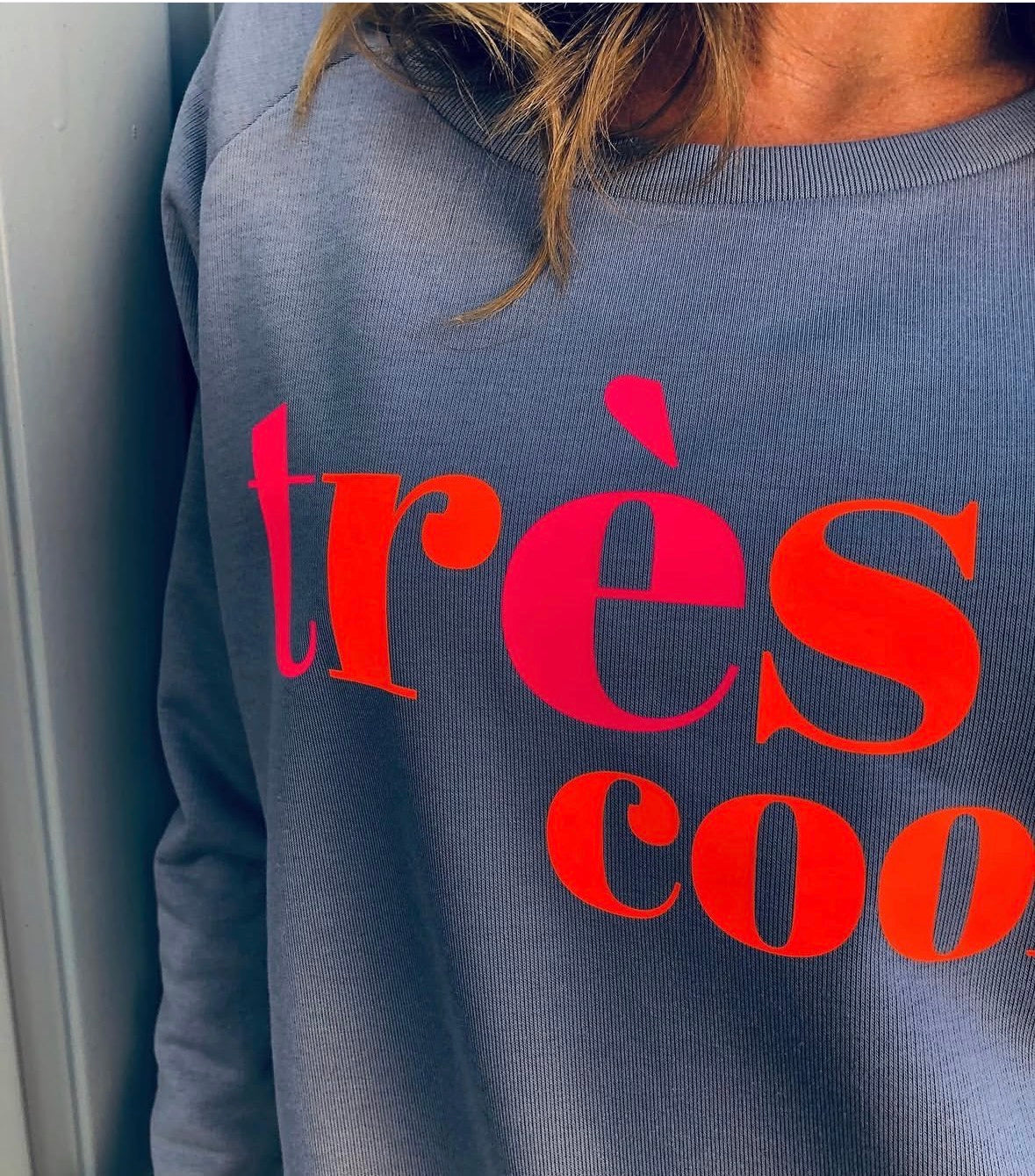 très cool. sweatshirt grau / neon